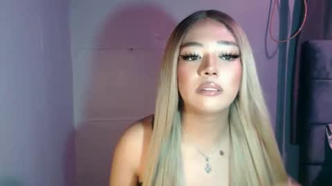 trexie_fucks15 online show from 30, 9, 2025