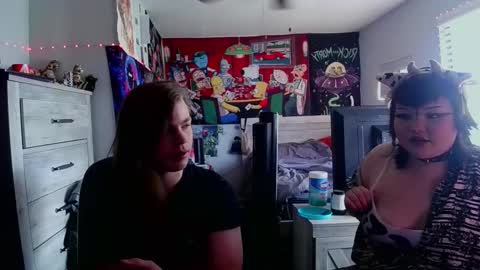 Snapshot of trhothoney chatting on 22, 2, 2026 Trixie online show from 22, 2, 2026