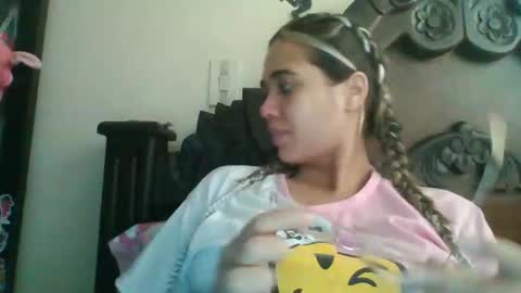 triana_bell online show from 9, 12, 2024