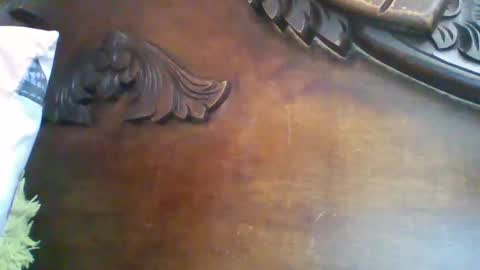 triana_bell online show from 16, 2, 2025