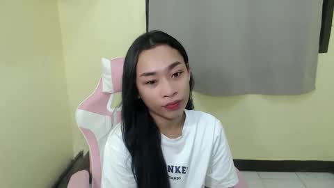 Snapshot of tricia_slut chatting on 1, 3, 2025 tricia_slut online show from 1, 3, 2025