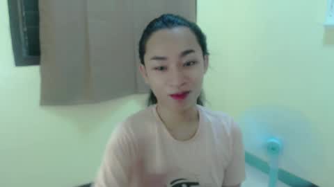 Snapshot of tricia_slut chatting on 5, 3, 2025 tricia_slut online show from 5, 3, 2025