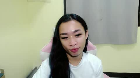 Snapshot of tricia_slut chatting on 10, 3, 2025 tricia_slut online show from 10, 3, 2025