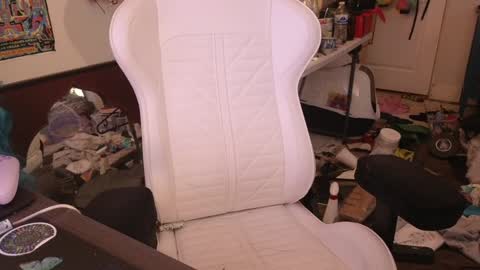 Cassie online show from 3, 2, 2025