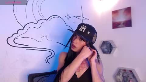 Snapshot of trinity_knox chatting on 8, 11, 2025 trinity_knox online show from 8, 11, 2025