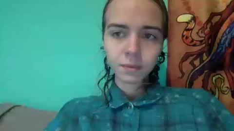 Snapshot of trippybb222 chatting on 12, 10, 2025 trippybb222 online show from 12, 10, 2025