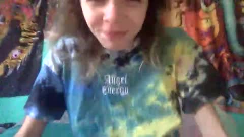 Snapshot of trippybb222 chatting on 21, 10, 2025 trippybb222 online show from 21, 10, 2025