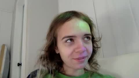 trippybb222 online show from 4, 12, 2025