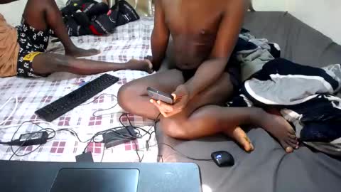 Trisboo5 online show from 26, 2, 2025