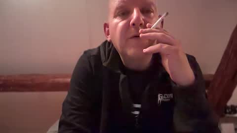 Snapshot of tritonspace chatting on 19, 9, 2025 Triton online show from 19, 9, 2025