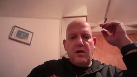 Snapshot of tritonspace chatting on 3, 10, 2025 Triton online show from 3, 10, 2025