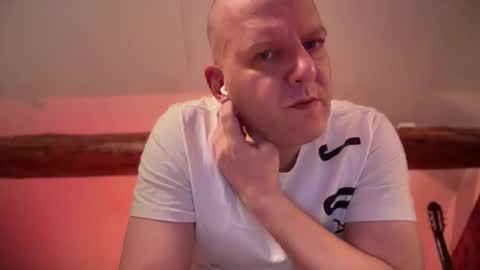 Snapshot of tritonspace chatting on 25, 2, 2026 Triton online show from 25, 2, 2026