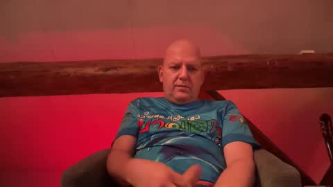 Snapshot of tritonspace chatting on 9, 4, 2026 Triton online show from 9, 4, 2026