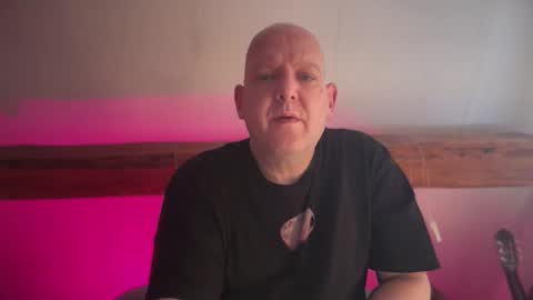 Snapshot of tritonspace chatting on 11, 4, 2026 Triton online show from 11, 4, 2026