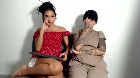 trixiandsuki online show from 11, 11, 2025