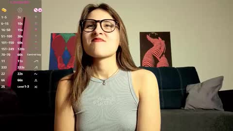 Snapshot of trixibell chatting on 11, 10, 2025 trixibell online show from 11, 10, 2025