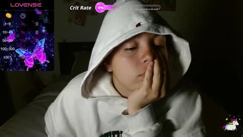 Snapshot of trixie_tangg chatting on 16, 9, 2025 Kitty online show from 16, 9, 2025