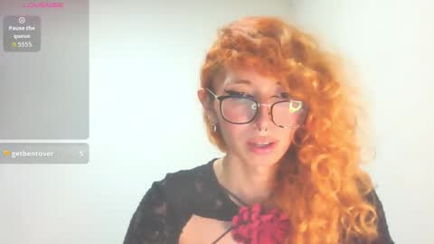 Trixy Rose online show from 22, 9, 2025