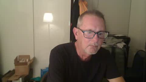 Snapshot of troffer1020 chatting on 20, 12, 2024 Troffer online show from 20, 12, 2024