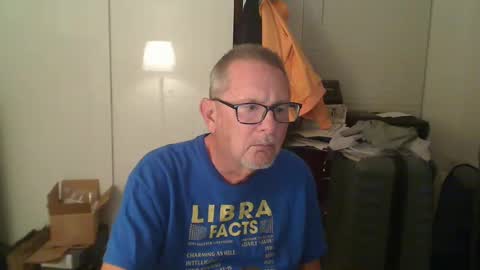 Snapshot of troffer1020 chatting on 21, 12, 2024 Troffer online show from 21, 12, 2024