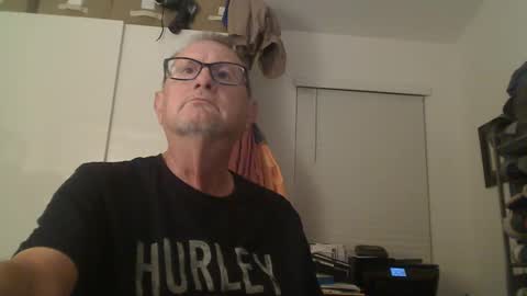 Snapshot of troffer1020 chatting on 26, 2, 2025 Troffer online show from 26, 2, 2025