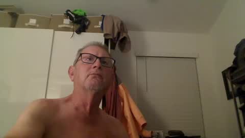 Snapshot of troffer1020 chatting on 4, 3, 2025 Troffer online show from 4, 3, 2025