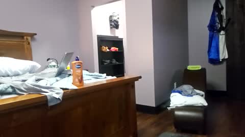 Snapshot of trojanswingers chatting on 16, 12, 2025 trojanswingers online show from 16, 12, 2025