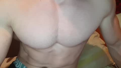 Snapshot of troncq chatting on 22, 12, 2024 Troncq online show from 22, 12, 2024