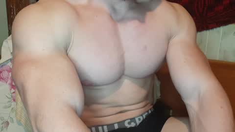 Snapshot of troncq chatting on 2, 2, 2025 Troncq online show from 2, 2, 2025