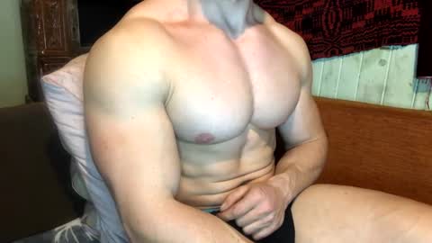 Snapshot of troncq chatting on 3, 3, 2025 Troncq online show from 3, 3, 2025