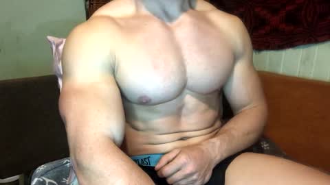 Snapshot of troncq chatting on 8, 3, 2025 Troncq online show from 8, 3, 2025