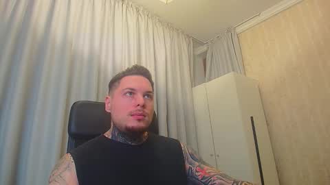 Snapshot of troystroud chatting on 16, 12, 2025 TroyStroud online show from 16, 12, 2025