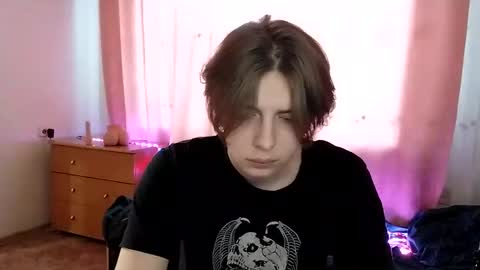 Emilum online show from 31, 1, 2025