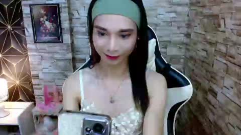 Tina online show from 3, 12, 2024