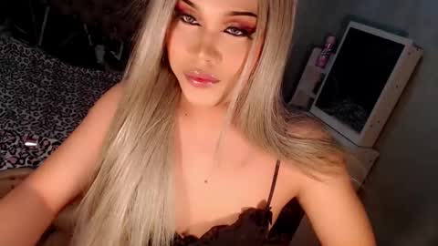 Snapshot of tsscarlett_xx chatting on 7, 10, 2025 jayvie online show from 7, 10, 2025