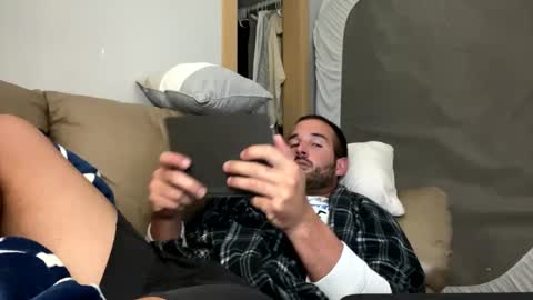 Snapshot of tuamante000 chatting on 5, 11, 2025 Stimulation make me Cum in Public or in Pvt online show from 5, 11, 2025