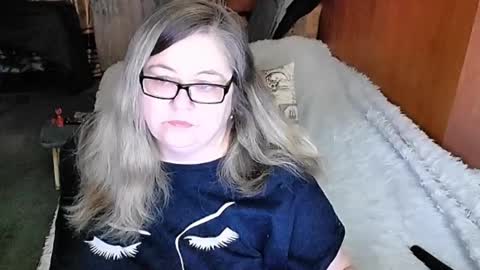 Lana online show from 13, 2, 2025