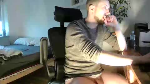 Snapshot of tw1ky9o chatting on 15, 1, 2025 Tobi online show from 15, 1, 2025