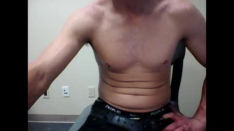 Snapshot of twayne29x chatting on 13, 11, 2025 twayne29x online show from 13, 11, 2025