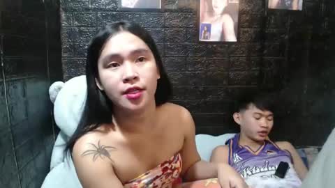 Snapshot of tweethearts_only chatting on 15, 10, 2025 tweethearts_only online show from 15, 10, 2025