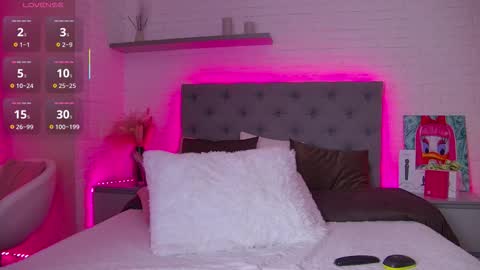 Hallie online show from 19, 12, 2025