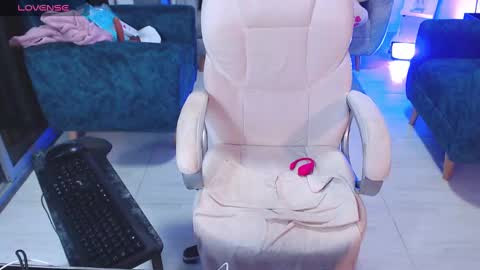 Snapshot of twerking_bigass chatting on 23, 12, 2024 Sophy online show from 23, 12, 2024