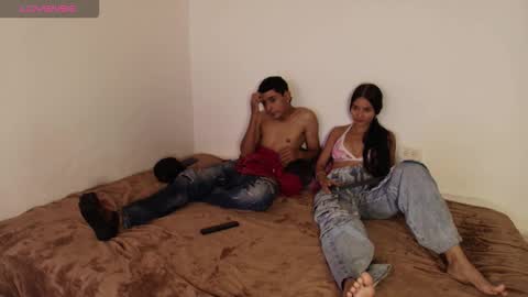 Snapshot of twin_alejandro chatting on 25, 11, 2025 twin_alejandro online show from 25, 11, 2025