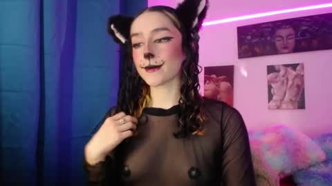TwinFlamesXX online show from 23, 9, 2025