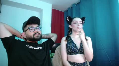 TwinFlamesXX online show from 1, 4, 2026