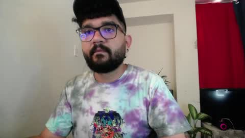 TwinFlamesXX online show from 4, 4, 2026