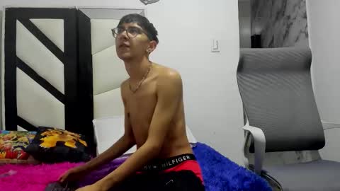 twink_joss online show from 4, 11, 2025