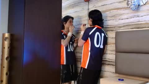 twinslovers_ online show from 10, 3, 2026