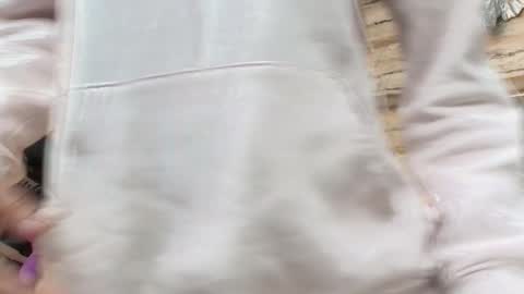 twinslovers_ online show from 15, 3, 2026