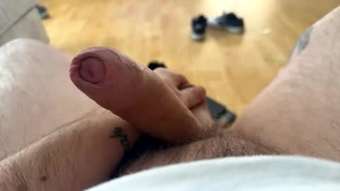 Snapshot of twisteduncutcocker chatting on 14, 2, 2026 twisteduncutcocker online show from 14, 2, 2026